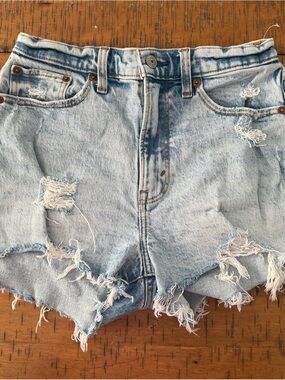 Abercrombie & Fitch Light Wash Distressed Mom Shorts